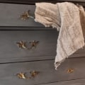 Is het schuren van meubels rommelig?